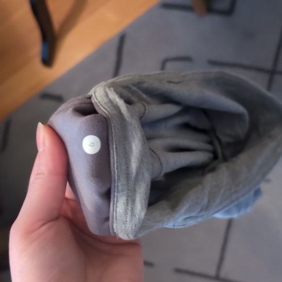 Lululemon Yoga Pants 6 - Picture 6 of 6